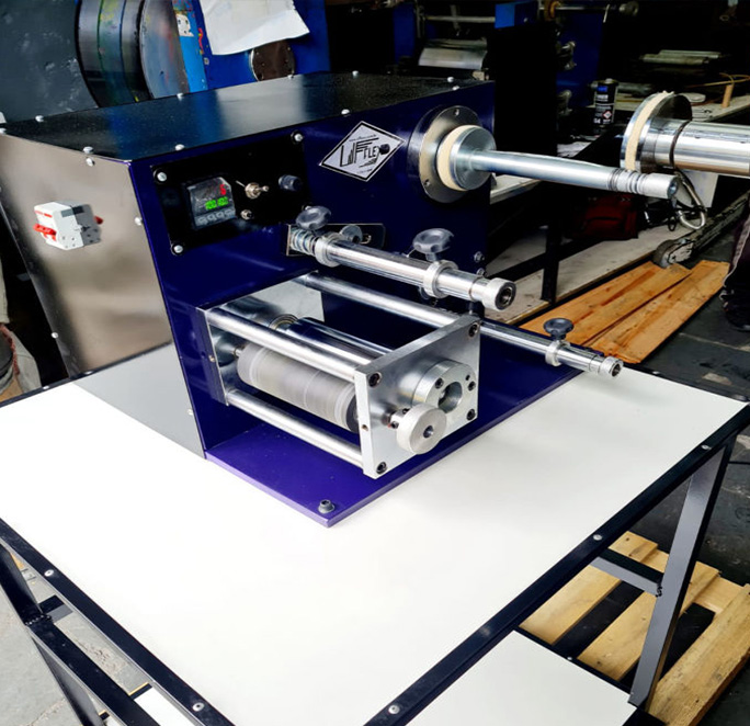 Rebobinadeira Industrial para Rótulos – Eficiência e Precisão na Produção